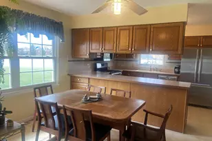 660 Versailles Circle, Elk Grove Village, IL 60007 - Photo 3