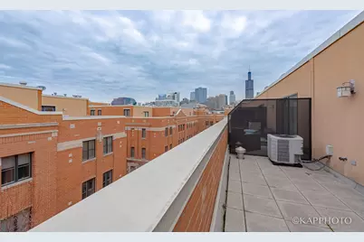 1117 W Monroe Street #15, Chicago, IL 60607 - Photo 25