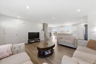 8014 Deer Xing Dr, Plainfield, IL 60586 - Photo 7