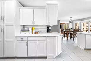16551 Winding Creek Rd, Plainfield, IL 60586 - Photo 9