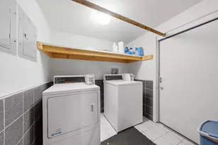 2737 W Leland Ave, Chicago, IL 60625 - Photo 15