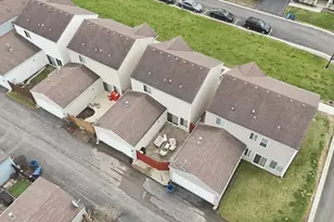 1615 Victoria Park Cir, Aurora, IL 60504 - Photo 29