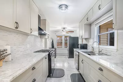 39294 N North Avenue, Beach Park, IL 60099 - Photo 3