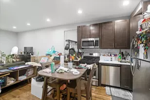 518 N May St, Chicago, IL 60642 - Photo 5