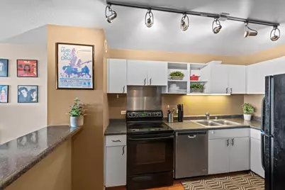 5320 N Sheridan Road #2201, Chicago, IL 60640 - Photo 9