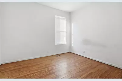 7223 S Coles Avenue, Chicago, IL 60649 - Photo 7