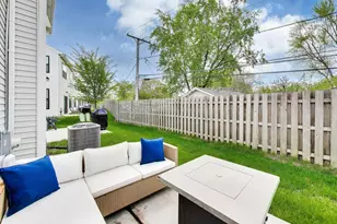 2539 Geranium Way, Rolling Meadows, IL 60008 - Photo 27