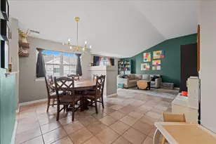 1346 Spencer Ln, Batavia, IL 60510 - Photo 9