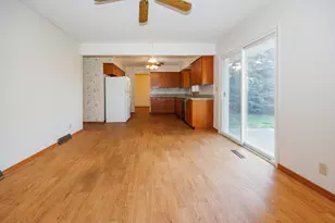 2805 Coventry Ct, Bloomington, IL 61704 - Photo 19