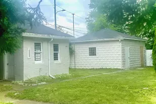 72 E 136th St, Riverdale, IL 60827 - Photo 17