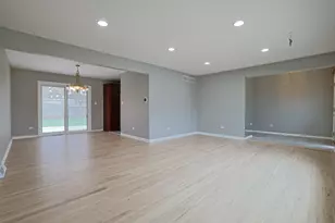 18W194 Claremont Dr, Darien, IL 60561 - Photo 7