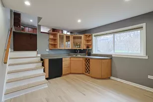 18W194 Claremont Dr, Darien, IL 60561 - Photo 13