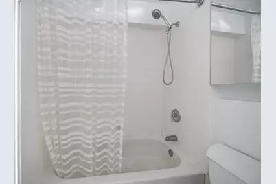 40 E 9th Street #712, Chicago, IL 60605 - Photo 9