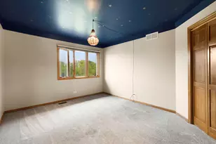5N191 Fox Bluff Dr, Saint Charles, IL 60175 - Photo 19