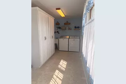 106 W 5th Street, McNabb, IL 61335 - Photo 17