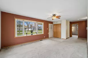 3717 Oriole Ln, Rolling Meadows, IL 60008 - Photo 5