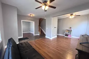 2409 Geneva Ln, Montgomery, IL 60538 - Photo 3