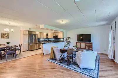 711 W Gordon Terrace #701, Chicago, IL 60613 - Photo 9