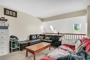 3947 Blackstone Ave, Gurnee, IL 60031 - Photo 15