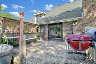 3947 Blackstone Ave, Gurnee, IL 60031 - Photo 31