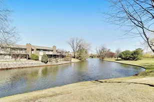 107 Briarwood Ln, Oak Brook, IL 60523 - Photo 49