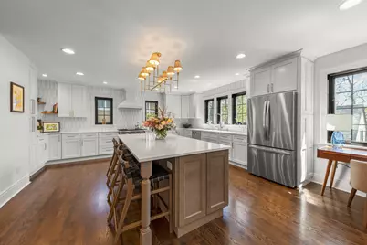 639 N Park Boulevard, Glen Ellyn, IL 60137 - Photo 13