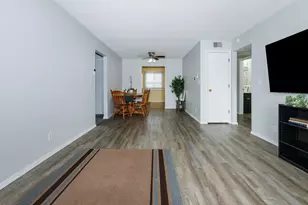 1010 Arlene Ct, Bloomington, IL 61701 - Photo 15