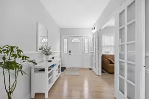 1032 Sheridan Ave, Deerfield, IL 60015 - Photo 3