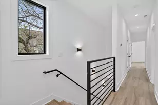 5509 W Haddon Ave, Chicago, IL 60651 - Photo 9