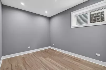 5509 W Haddon Avenue, Chicago, IL 60651 - Photo 31