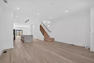 5509 W Haddon Ave, Chicago, IL 60651 - Photo 7