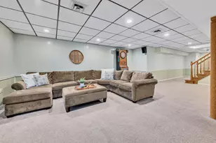 1378 Colonial Square, Wheaton, IL 60189 - Photo 19