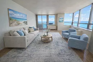 5701 N Sheridan Rd, Chicago, IL 60660 - Photo 3