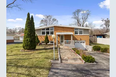 6N370 Maple Avenue, Wood Dale, IL 60191 - Photo 1