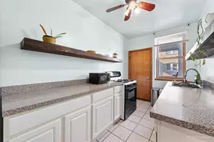 10937 S Longwood Dr, Chicago, IL 60643 - Photo 13