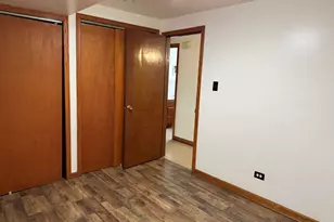 7226 W 63rd Pl, Summit, IL 60501 - Photo 7