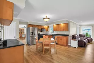 3629 Tuttle St, Danville, IL 61832 - Photo 5