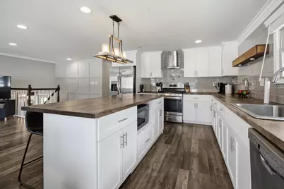 230 Millford Lane, Bloomingdale, IL 60108 - Photo 9