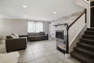 230 Millford Ln, Bloomingdale, IL 60108 - Photo 23