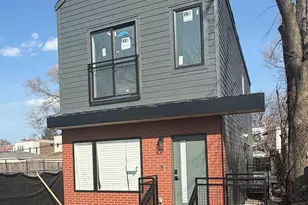 611 N Lawndale Ave, Chicago, IL 60624 - Photo 1