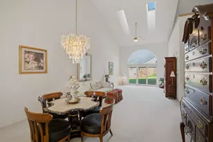 205 Faith Ct, Bloomingdale, IL 60108 - Photo 3