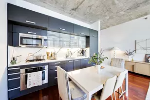 550 N St Clair St, Chicago, IL 60611 - Photo 13