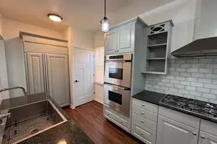 404 Sherman St, Joliet, IL 60433 - Photo 5