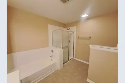 2940 Heatherwood Drive #2940, Schaumburg, IL 60194 - Photo 9