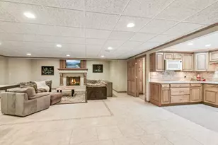 25246 N Abbey Glenn Dr, Hawthorn Woods, IL 60047 - Photo 43