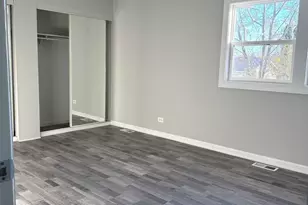 651 Chesapeake Dr, Bolingbrook, IL 60440 - Photo 9