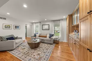 1552 Independence Ct, Saint Charles, IL 60174 - Photo 5