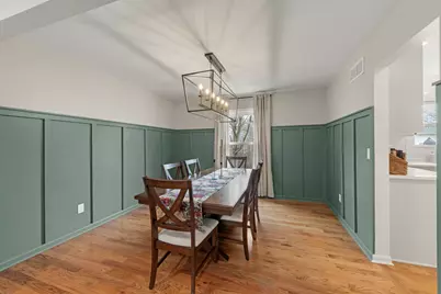 1552 Independence Court, Saint Charles, IL 60174 - Photo 7