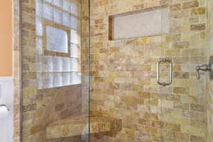 10033 Montrose Ave, Schiller Park, IL 60176 - Photo 15