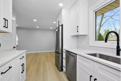 7800 W Kingston Drive, Frankfort, IL 60423 - Photo 11